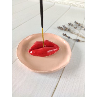 Red woman lips incense holder